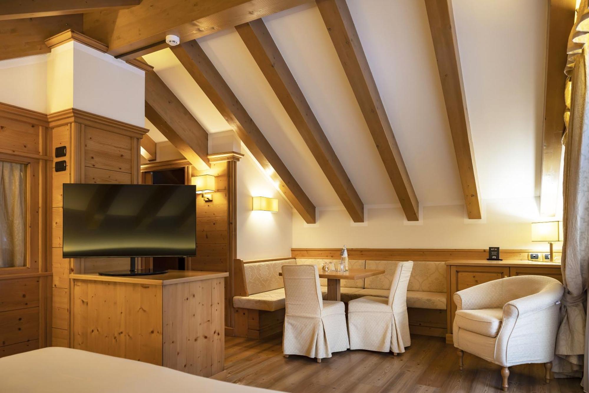 Beverly Alps Hotel & Spa Pinzolo Quarto foto
